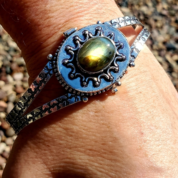 New Unique Labradorite 925 Silver Poison Cuff Bracelet. - Picture 8 of 16